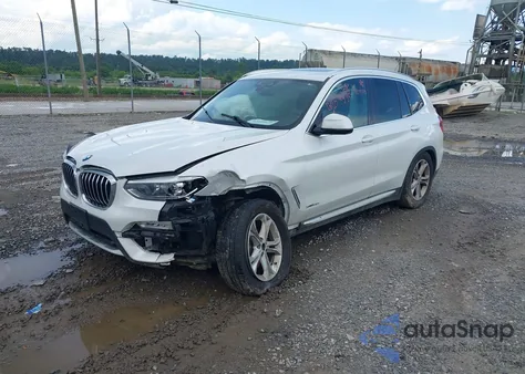 2018 BMW X3 xDrive30I z USA, uszkodzony, nr VIN 5UXTR9C51JLC82858